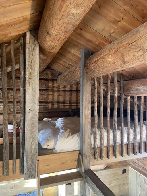 Sauefjoset - Idyllisk Gardstun Fra 1800-Tallet Skjåk Zewnętrze zdjęcie